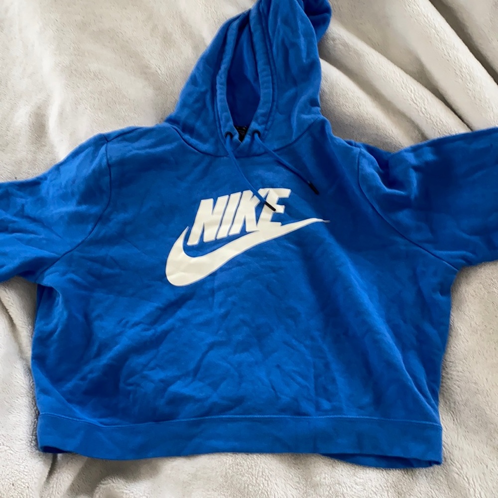 Nike, blue cropped sweatshirt